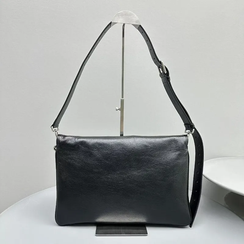All Categories Balenciaga Women's Bags (Balenciaga) Balenciaga 2323
