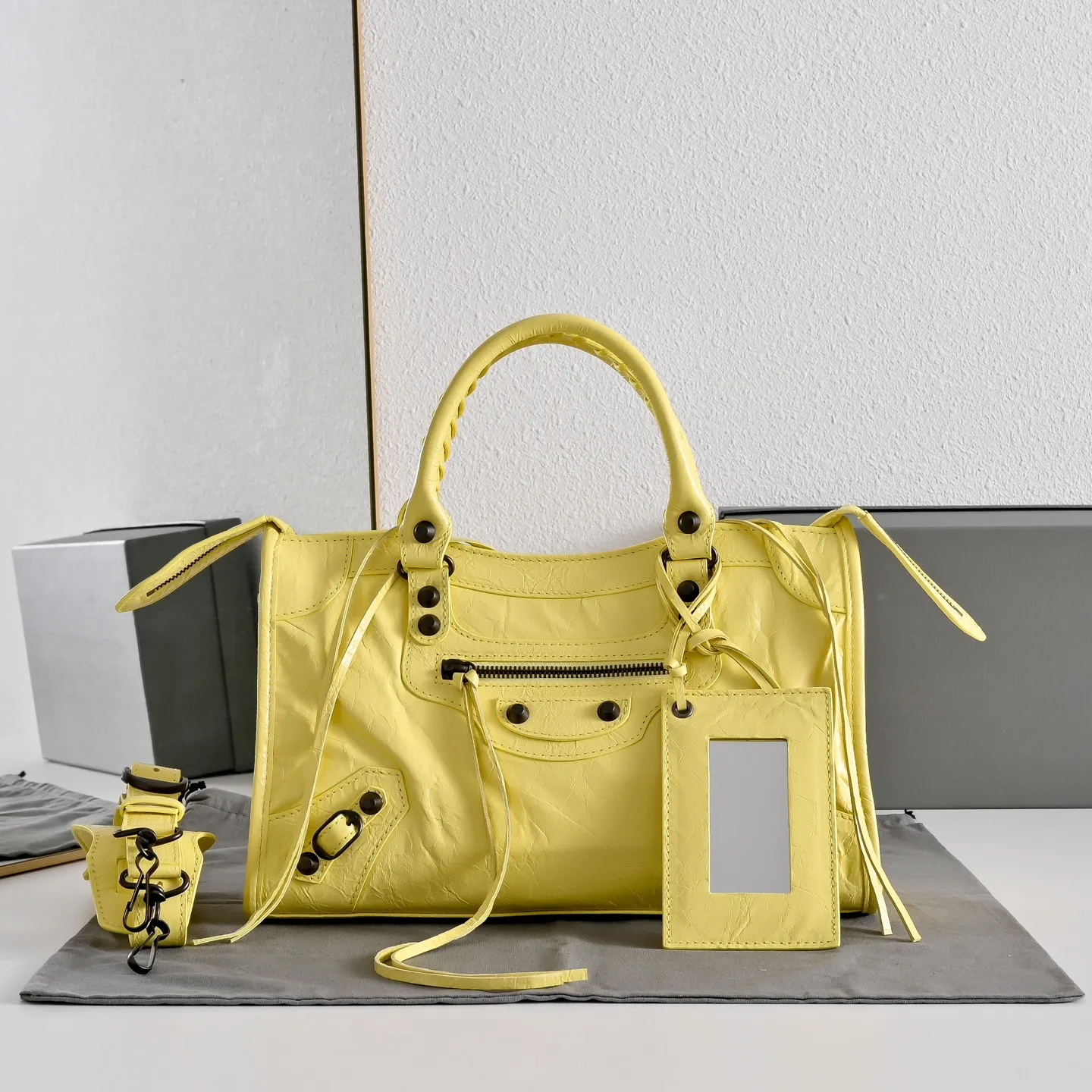 All Categories Balenciaga Women's Bags (Balenciaga) Balenciaga 3030