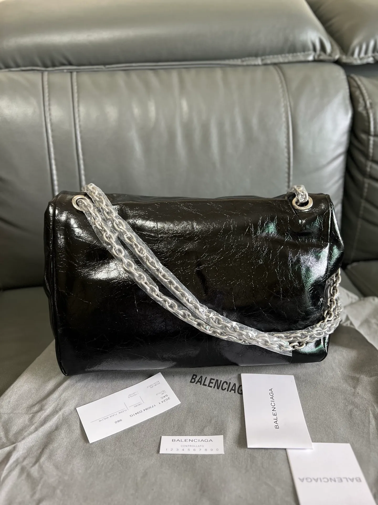 All Categories Official Website "Brand Women's Bags" Women's Bags 💙 BALENCIAGA 2026 New BALENCIAGA Crossbody Bag