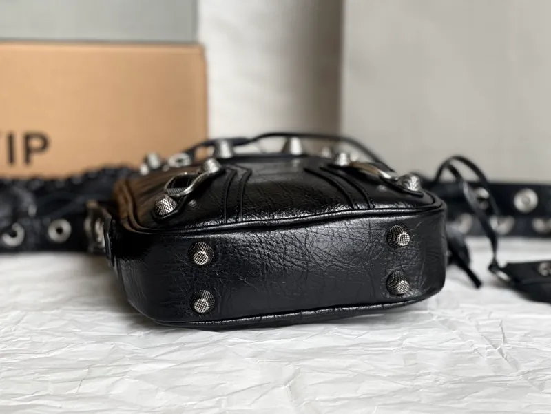 All Categories Balenciaga Women's Bags (Balenciaga) Balenciaga 1205