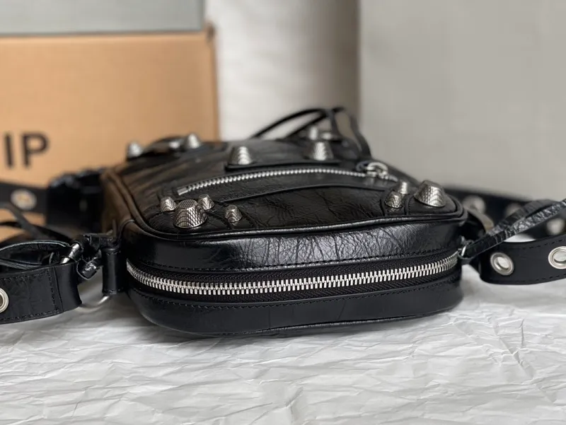 All Categories Balenciaga Women's Bags (Balenciaga) Balenciaga 1205
