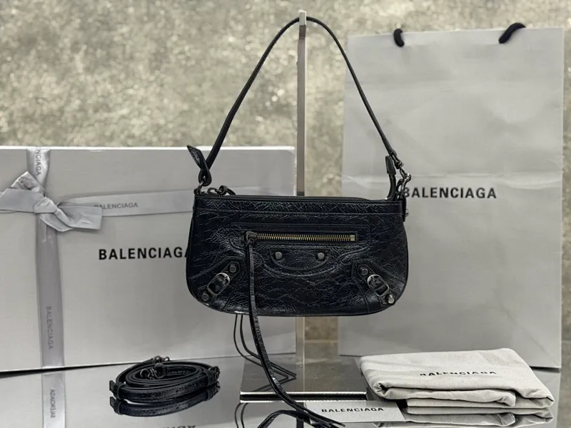 All Categories Balenciaga Women's Bags (Balenciaga) Balenciaga Collection