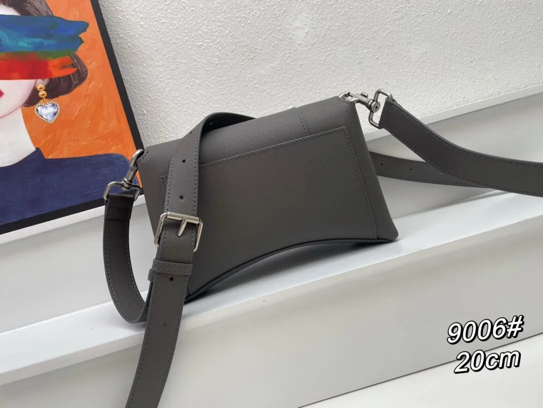All Categories Official Website "Brand Women's Bags" Women's Bags 💙 BALENCIAGA 2023 latest Balenciaga hourglass bag