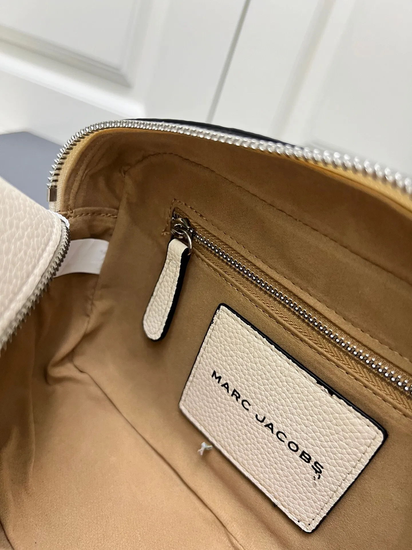 All Categories Official Website "Brand Women's Bags" Women's Bags 💙 BALENCIAGA 2025 New Balenciaga Crossbody Bag