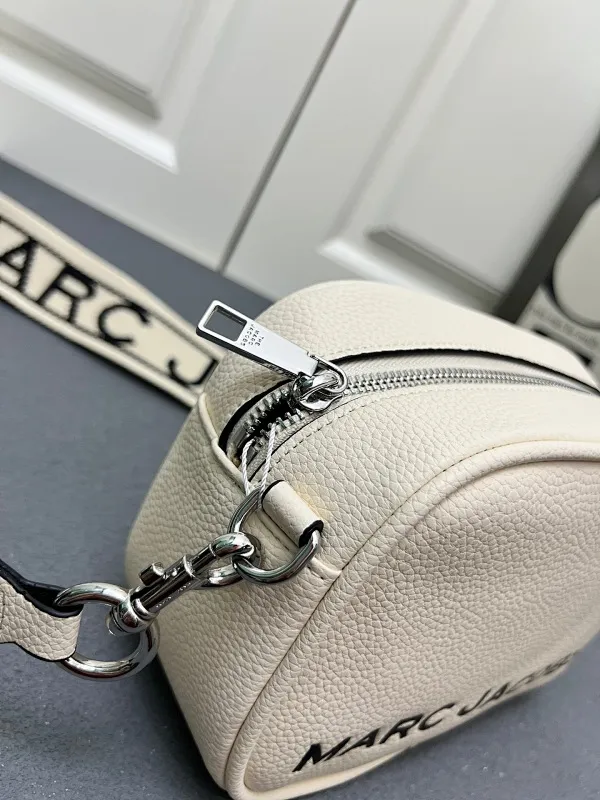 All Categories Official Website "Brand Women's Bags" Women's Bags 💙 BALENCIAGA 2025 New Balenciaga Crossbody Bag