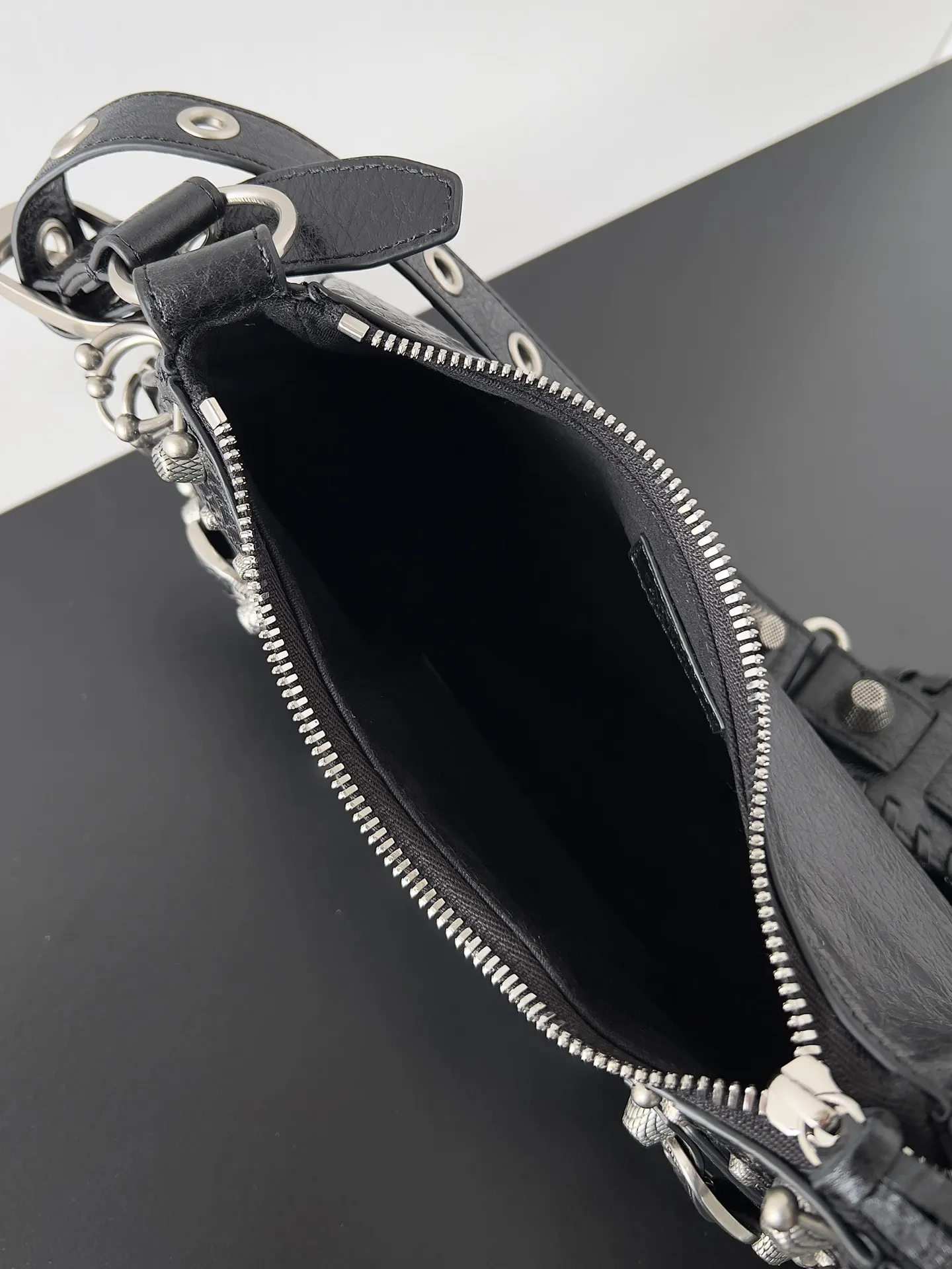 All Categories Balenciaga Women's Bags (Balenciaga) Balenciaga Original Order 2599