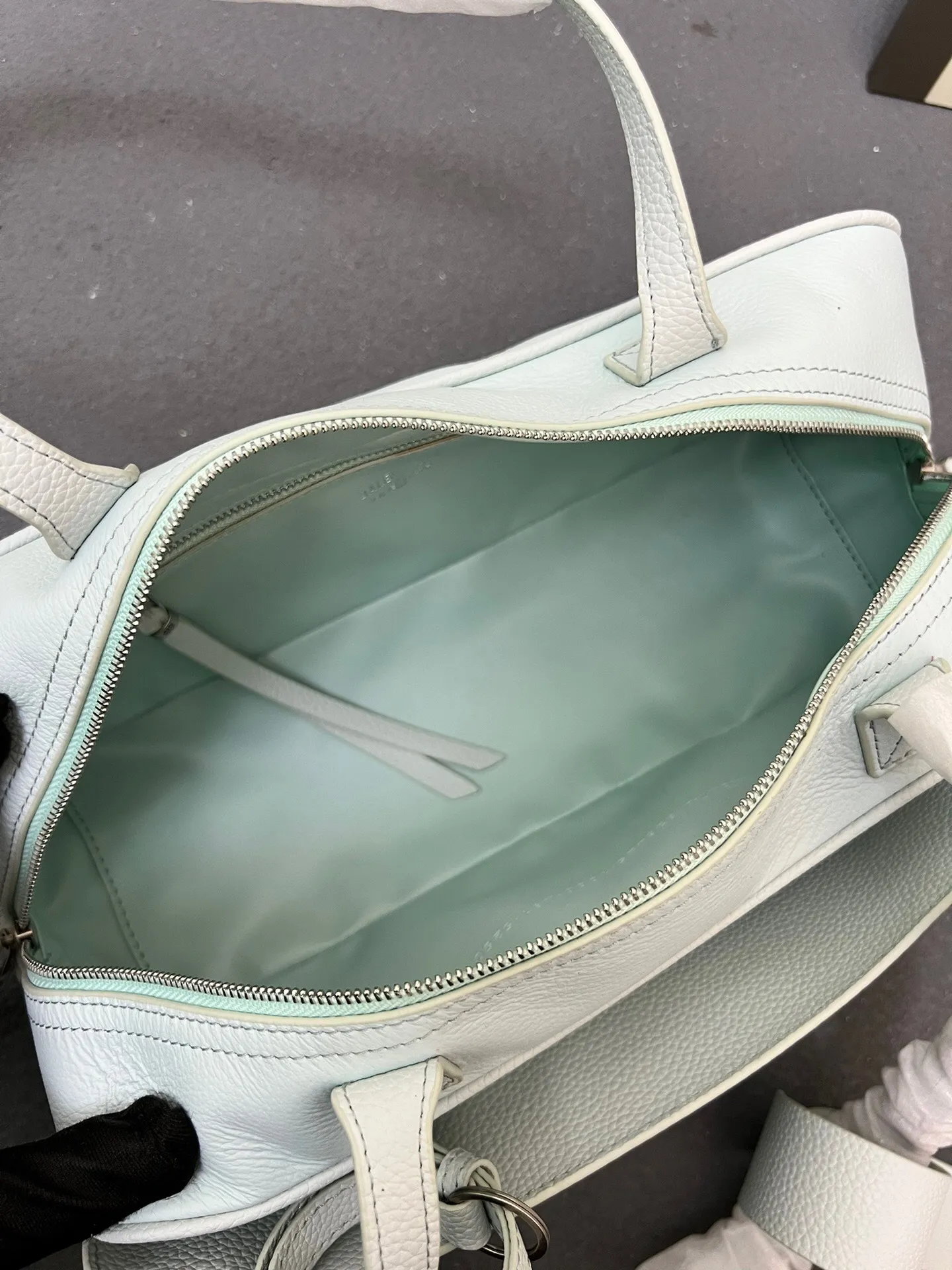 All Categories Official Website "Brand Women's Bags" Women's Bags 💙 BALENCIAGA 2025 New Balenciag Carrie Bowling Bag