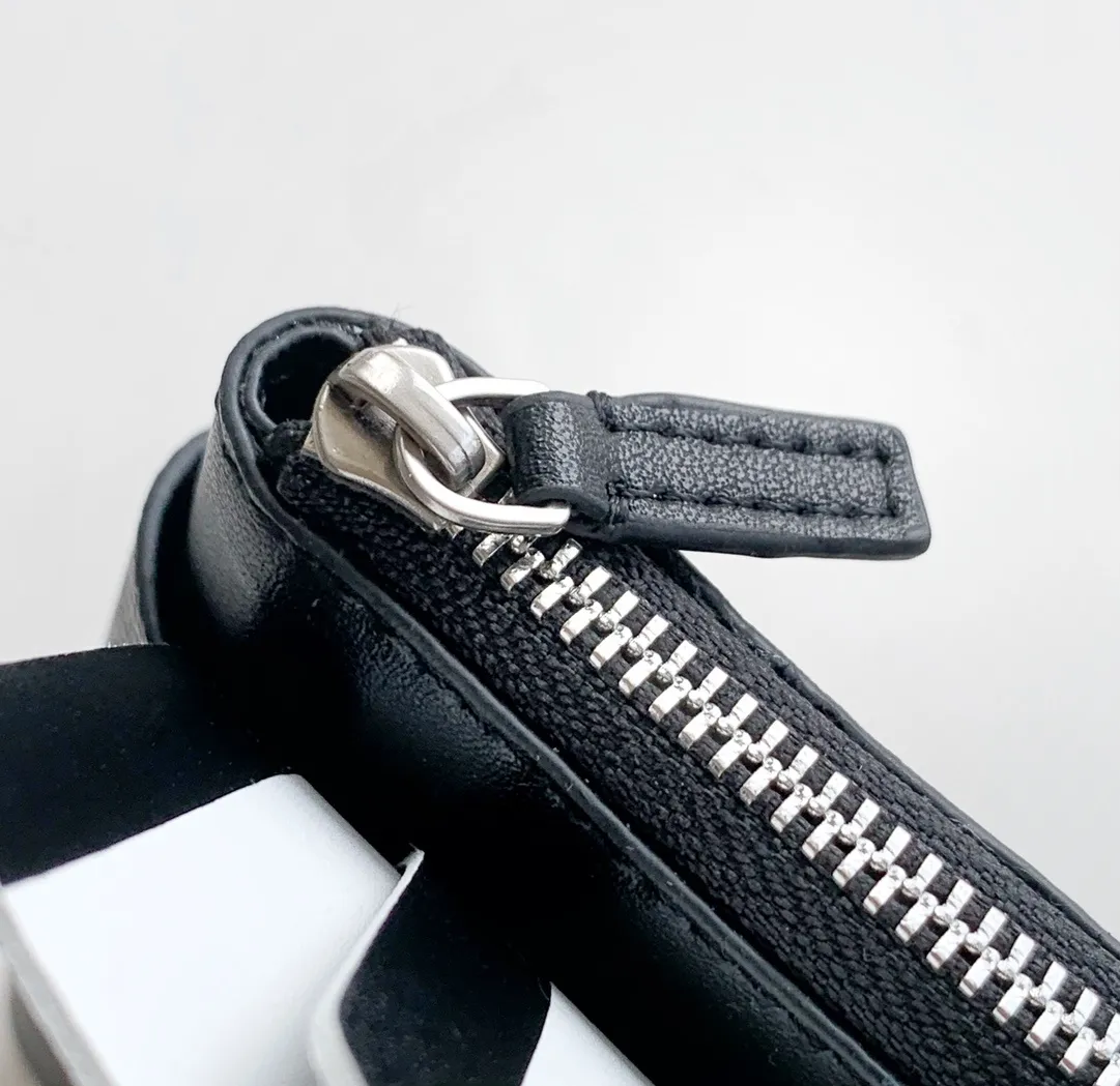 All Categories Balenciaga Women's Bags (Balenciaga) Balenciaga 6001