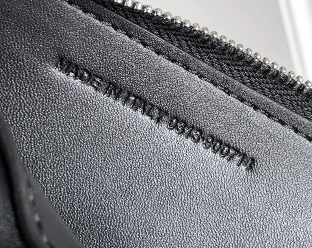 All Categories Balenciaga Women's Bags (Balenciaga) Balenciaga 6001