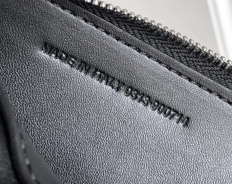All Categories Balenciaga Women's Bags (Balenciaga) Balenciaga 6001