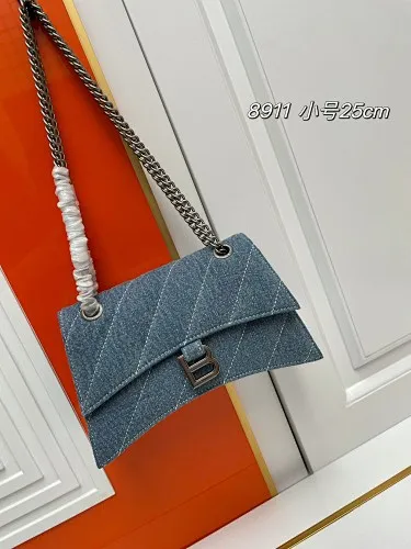 All categories Official website "Brand Women's Bags" Women's Bags 💙 BALENCIAGA 2023 latest Balenciaga denim crossbody bag