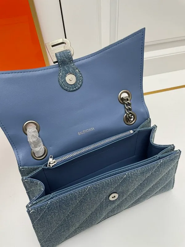 All categories Official website "Brand Women's Bags" Women's Bags 💙 BALENCIAGA 2023 latest Balenciaga denim crossbody bag