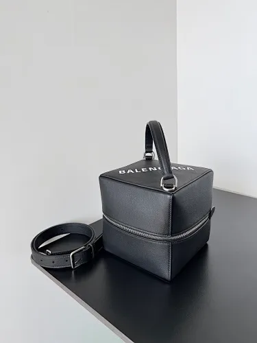All Categories Balenciaga Women's Bags (Balenciaga) Balenciaga Original Order 1616