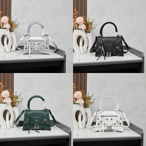 All Categories Balenciaga Women's Bags (Balenciaga) Balenciaga 6862 Small