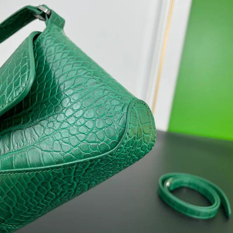 All categories Balenciaga Women's Bags (Balenciaga) Balenciaga 27513