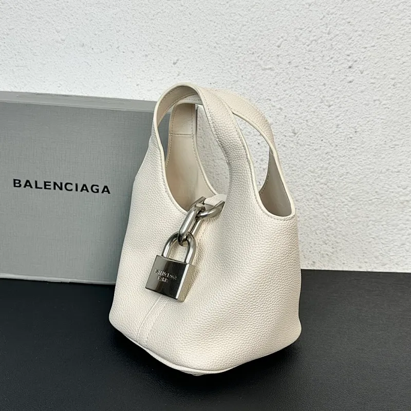 All Categories Balenciaga Women's Bags (Balenciaga) Balenciaga 50017