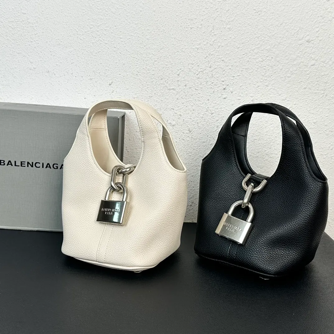 All Categories Balenciaga Women's Bags (Balenciaga) Balenciaga 50017