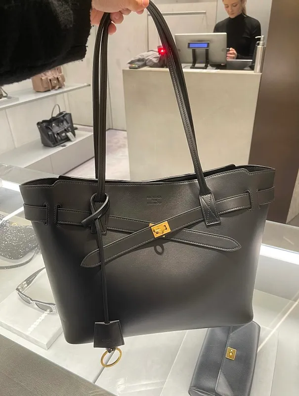 All Categories Balenciaga Women's Bags (Balenciaga) Balenciaga 666