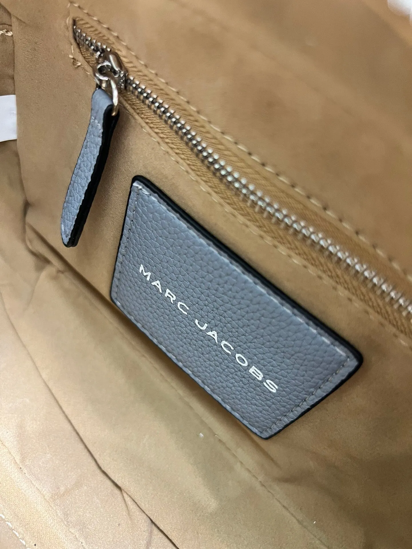 All Categories Official Website "Brand Women's Bags" Women's Bags 💙 BALENCIAGA 2025 New Balenciaga Crossbody Bag