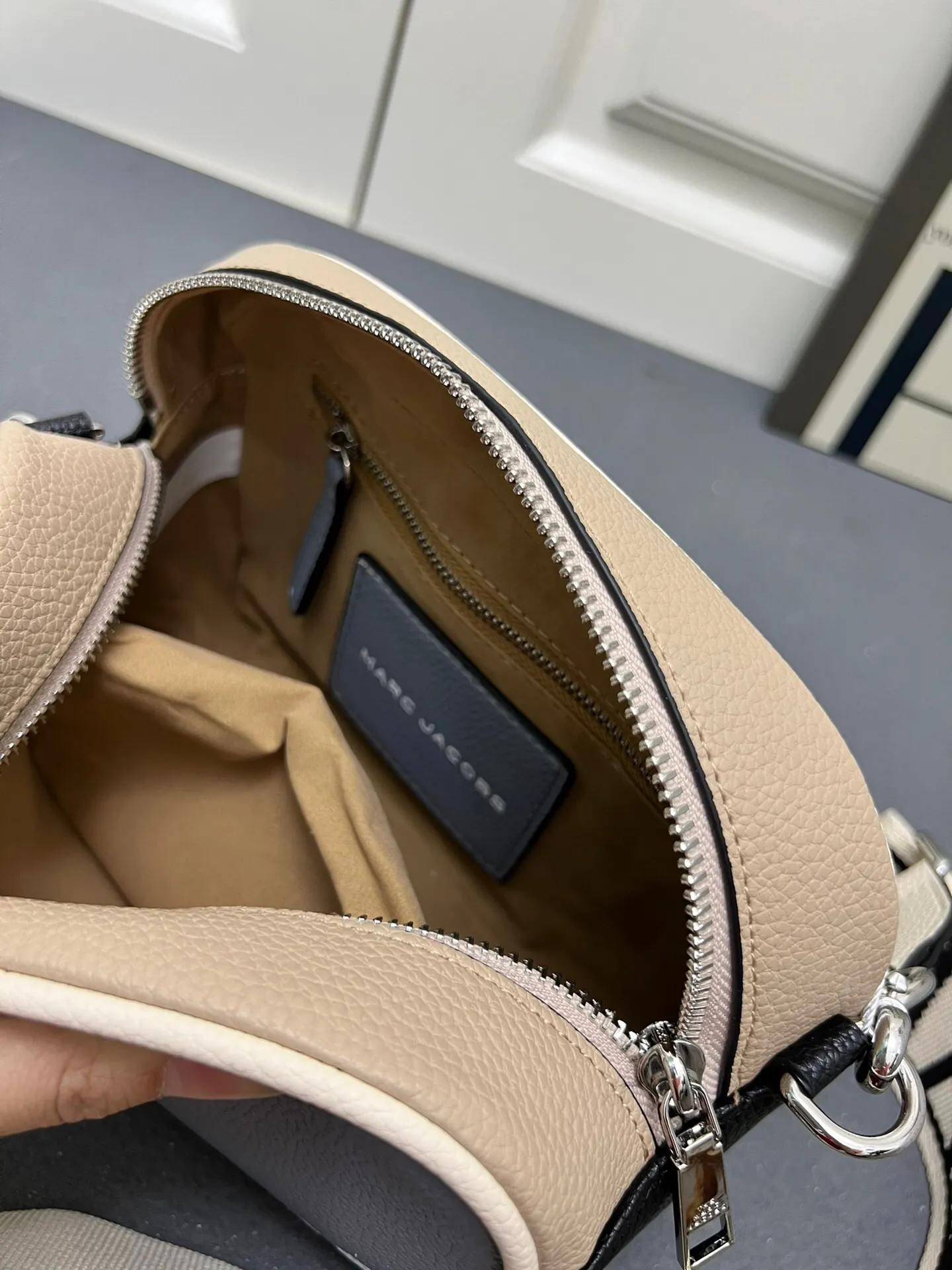 All Categories Official Website "Brand Women's Bags" Women's Bags 💙 BALENCIAGA 2025 New Balenciaga Crossbody Bag