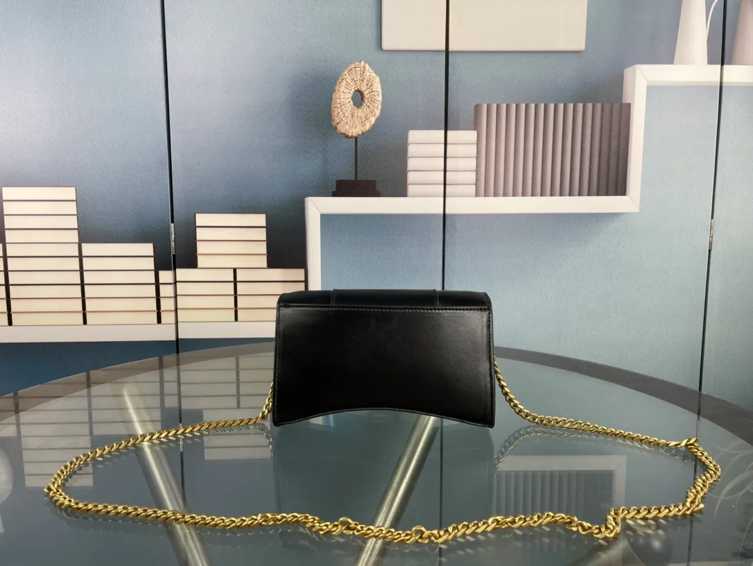 All categories Official website "Brand Women's Bags" Women's Bags 💙 BALENCIAGA 2023 latest Balenciaga crossbody bag