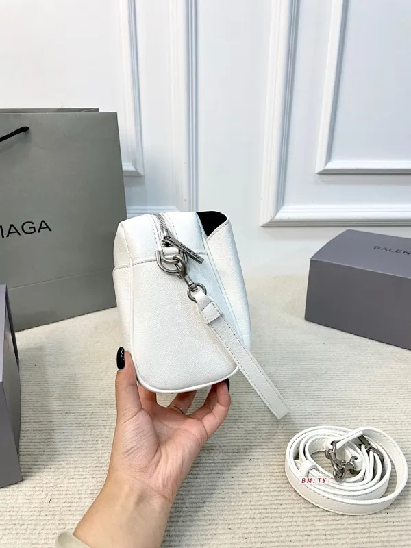 All Categories Official Website "Brand Women's Bags" Women's Bags 💙 BALENCIAGA 2025 New Balenciaga Crossbody Bag