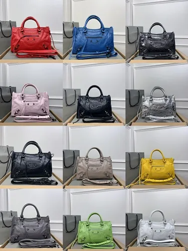 All Categories Balenciaga Women's Bags (Balenciaga) Balenciaga 3020