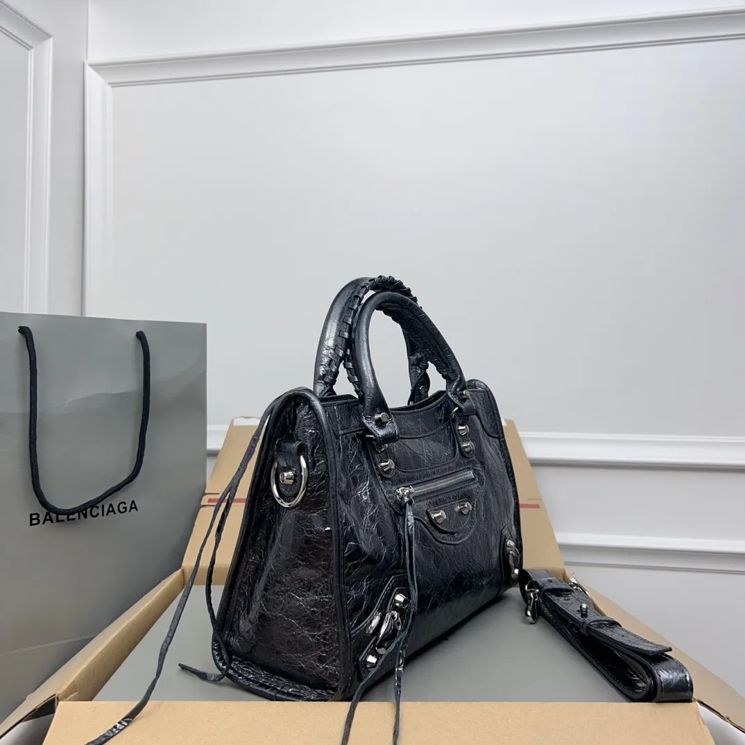All Categories Balenciaga Women's Bags (Balenciaga) Balenciaga 3020
