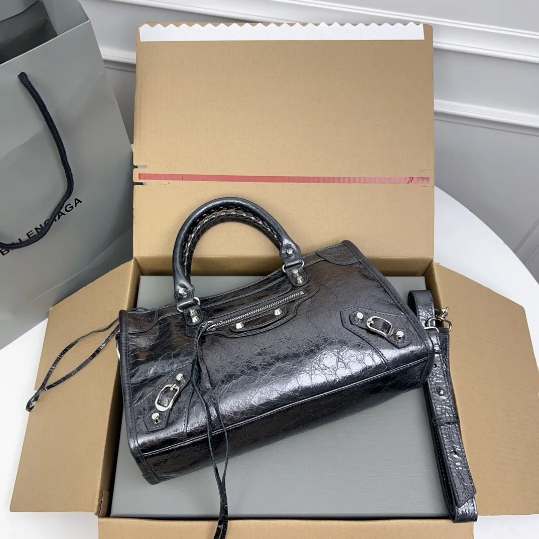 All Categories Balenciaga Women's Bags (Balenciaga) Balenciaga 3020