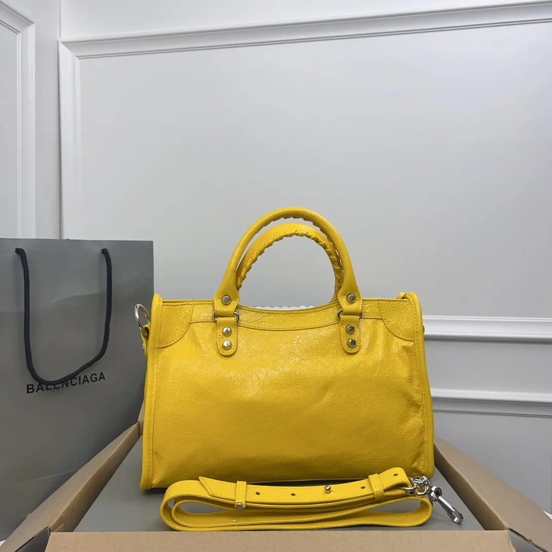 All Categories Balenciaga Women's Bags (Balenciaga) Balenciaga 3020