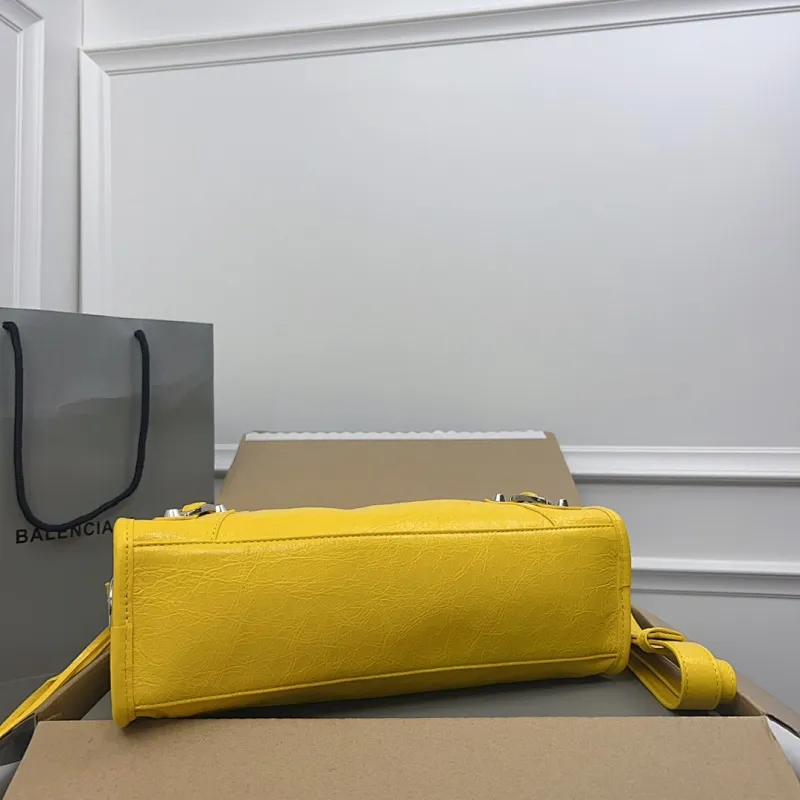 All Categories Balenciaga Women's Bags (Balenciaga) Balenciaga 3020