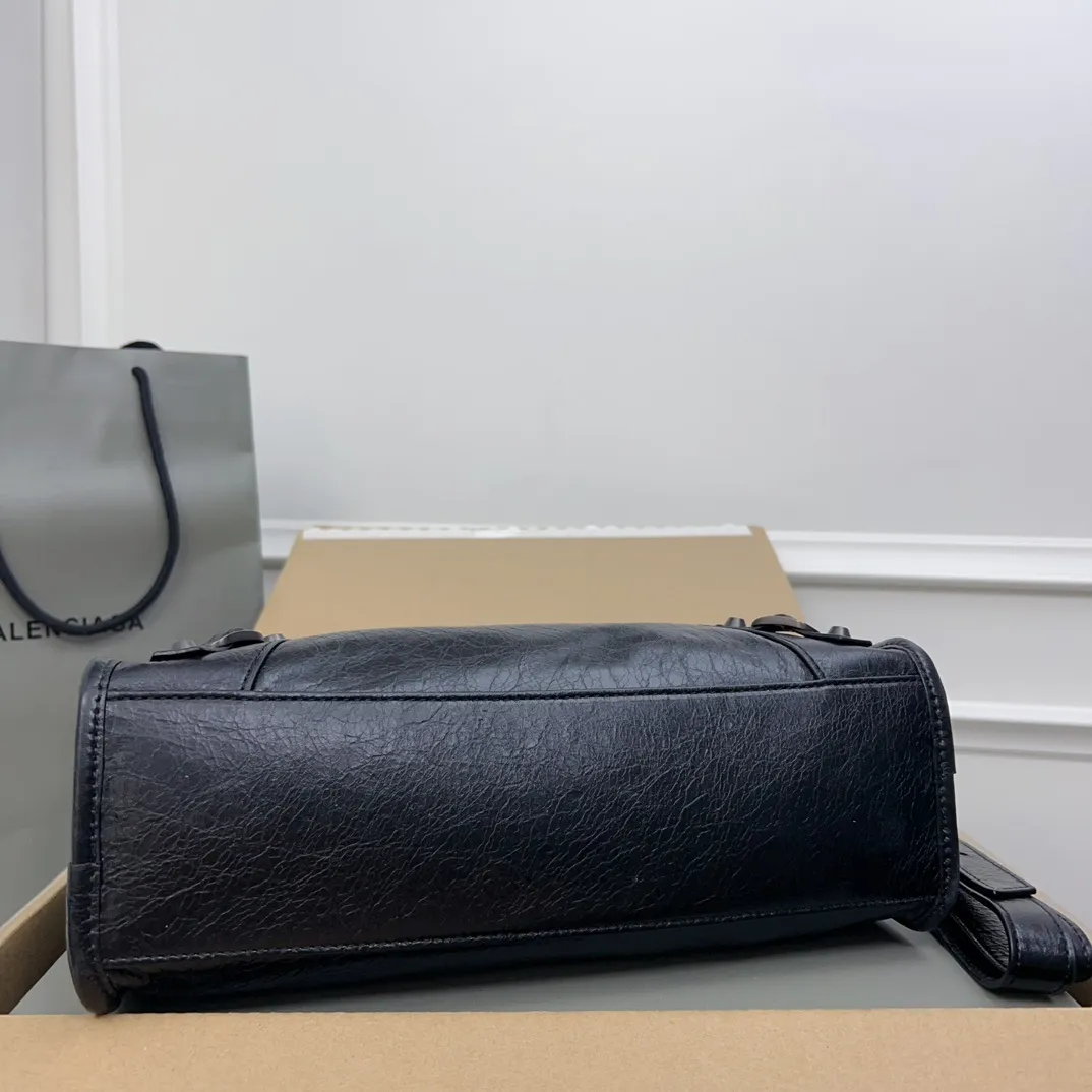All Categories Balenciaga Women's Bags (Balenciaga) Balenciaga 3020