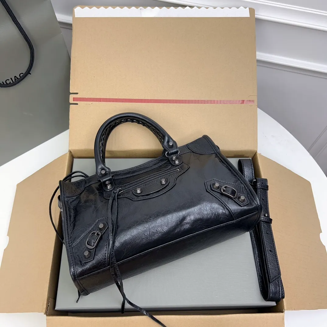 All Categories Balenciaga Women's Bags (Balenciaga) Balenciaga 3020