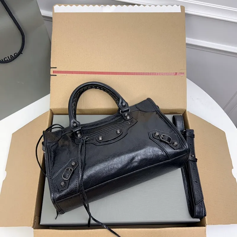 All Categories Balenciaga Women's Bags (Balenciaga) Balenciaga 3020