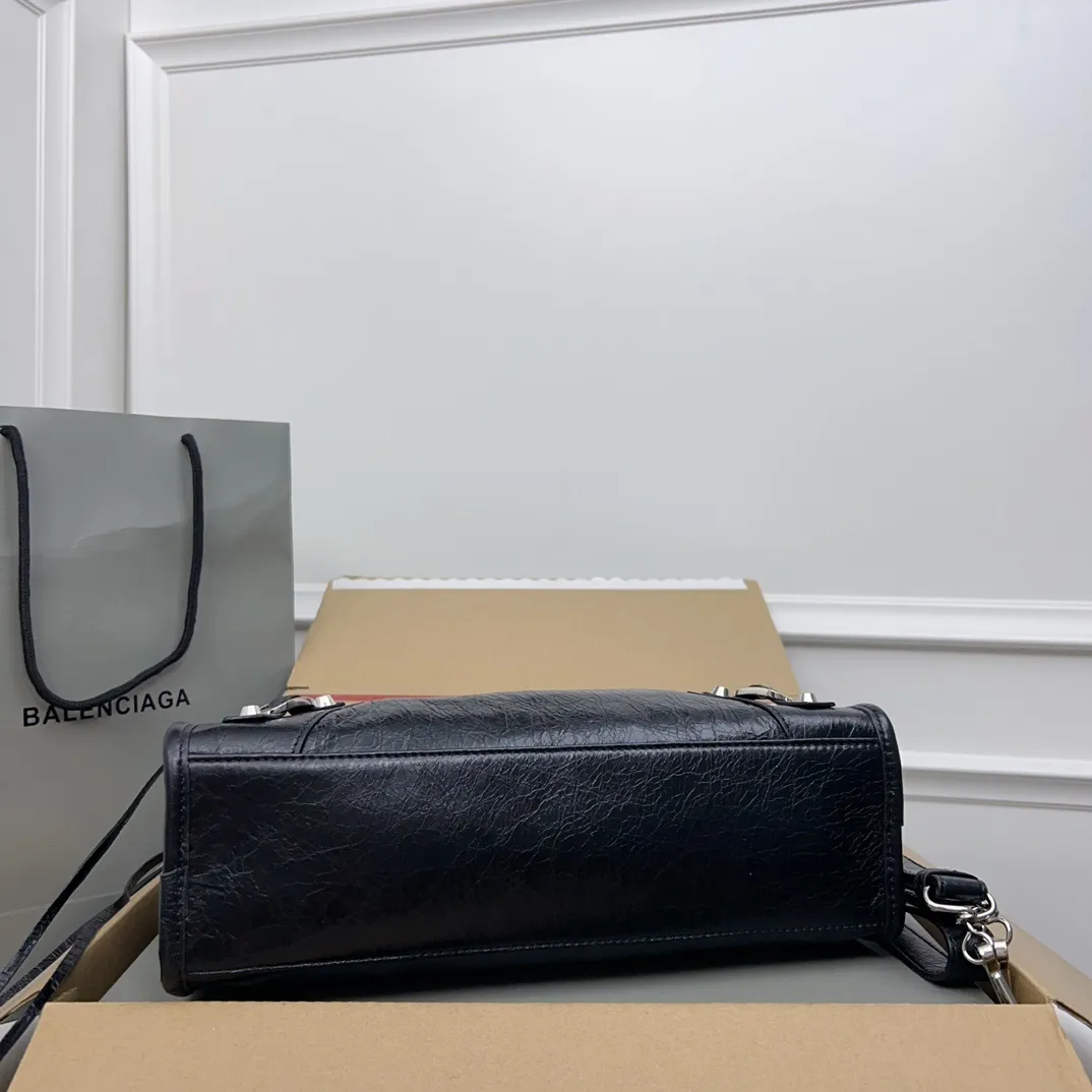 All Categories Balenciaga Women's Bags (Balenciaga) Balenciaga 3020