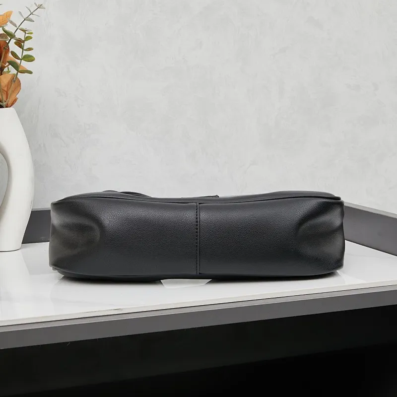 All Categories Official Website "Brand Women's Bags" Women's Bags 💙 BALENCIAGA 2025 Official Website New Balenciaga Underarm Bag