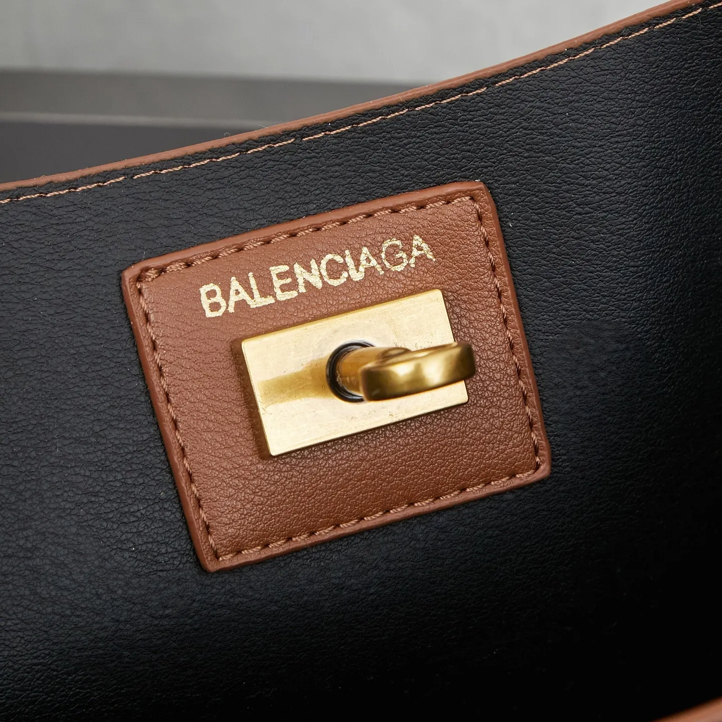 All Categories Official Website "Brand Women's Bags" Women's Bags 💙 BALENCIAGA 2025 Official Website New Balenciaga Underarm Bag