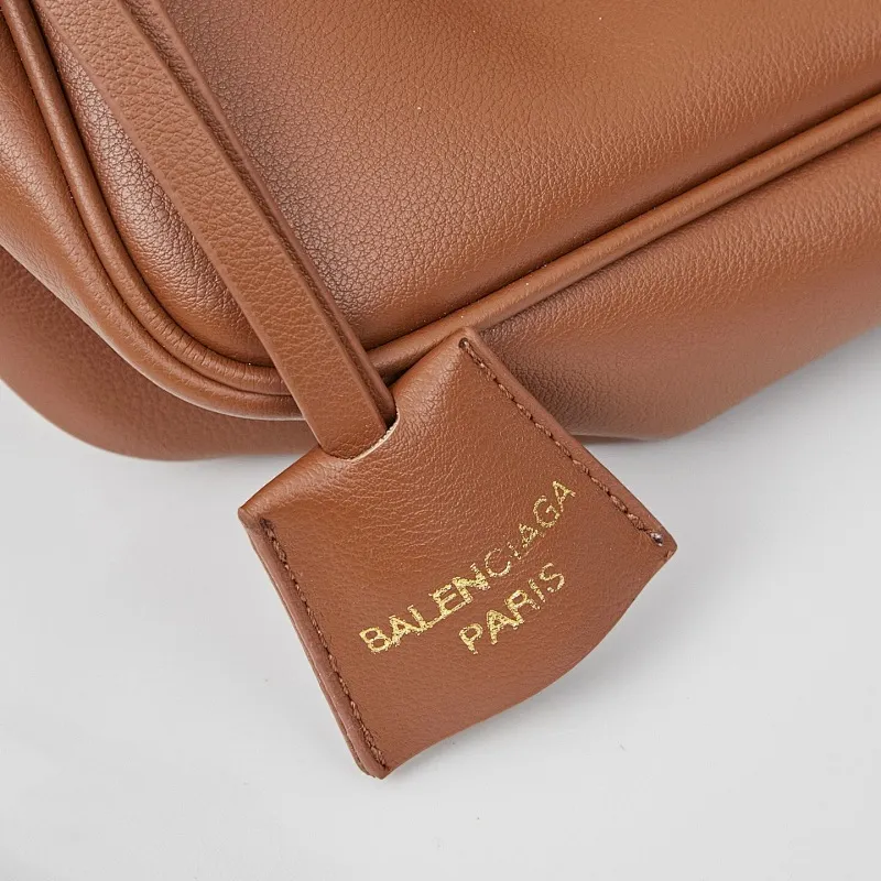 All Categories Official Website "Brand Women's Bags" Women's Bags 💙 BALENCIAGA 2025 Official Website New Balenciaga Underarm Bag