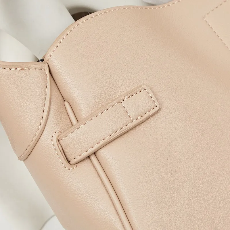 All Categories Official Website "Brand Women's Bags" Women's Bags 💙 BALENCIAGA 2025 Official Website New Balenciaga Underarm Bag
