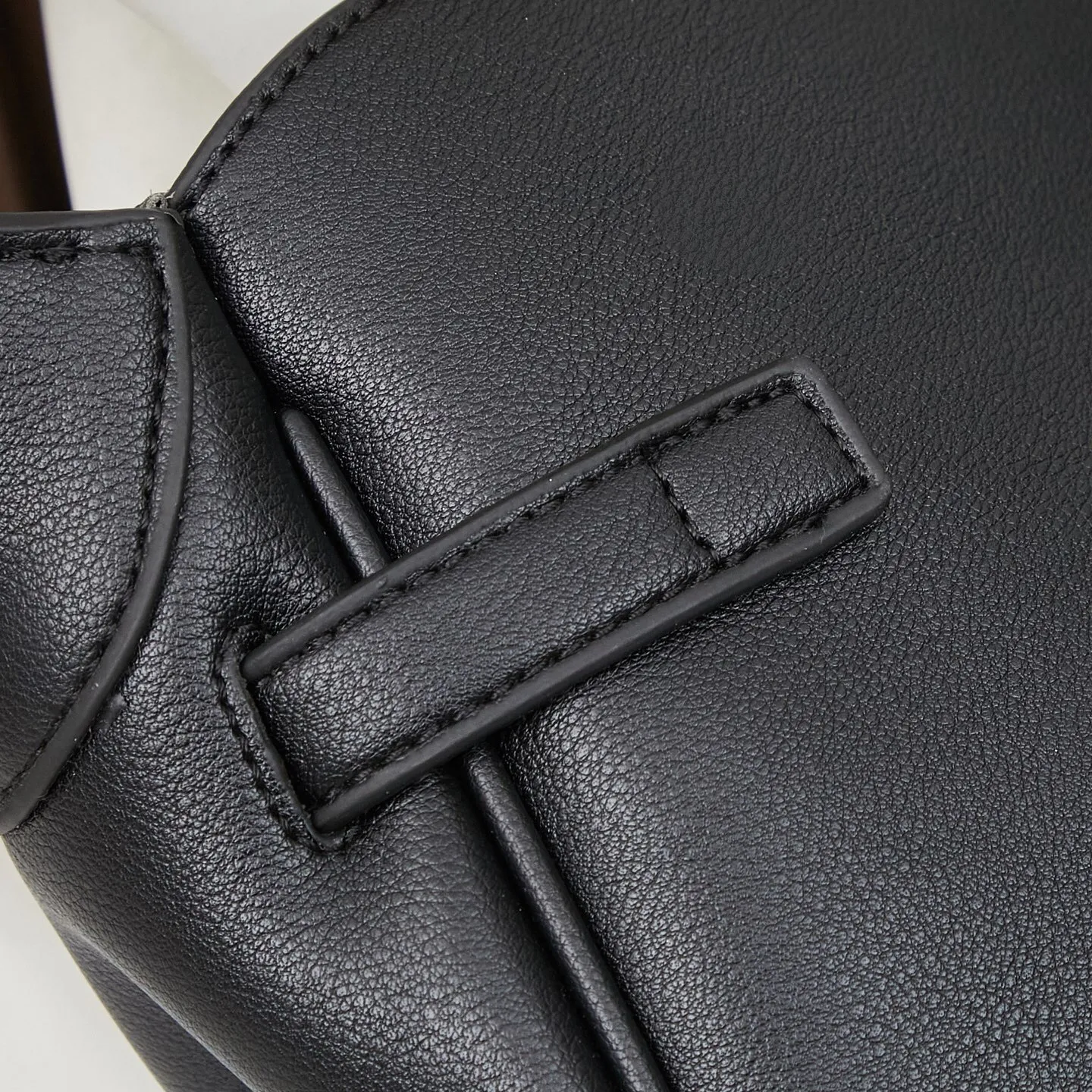 All Categories Official Website "Brand Women's Bags" Women's Bags 💙 BALENCIAGA 2025 Official Website New Balenciaga Underarm Bag