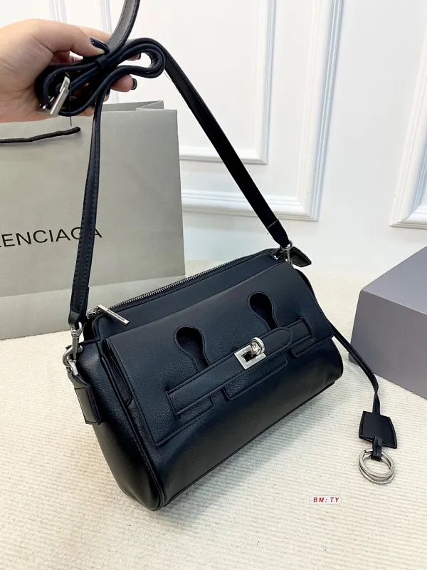 All Categories Official Website "Brand Women's Bags" Women's Bags 💙 BALENCIAGA 2025 New Balenciaga Crossbody Bag