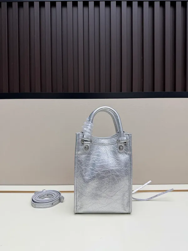 All Categories Balenciaga Women's Bags (Balenciaga) Balenciaga 1520