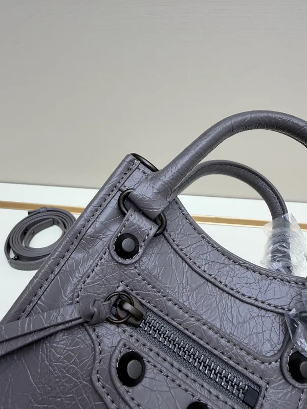 All Categories Balenciaga Women's Bags (Balenciaga) Balenciaga 1520