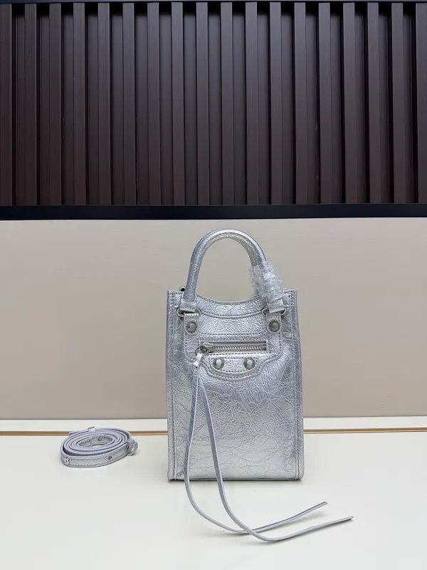 All Categories Balenciaga Women's Bags (Balenciaga) Balenciaga 1520