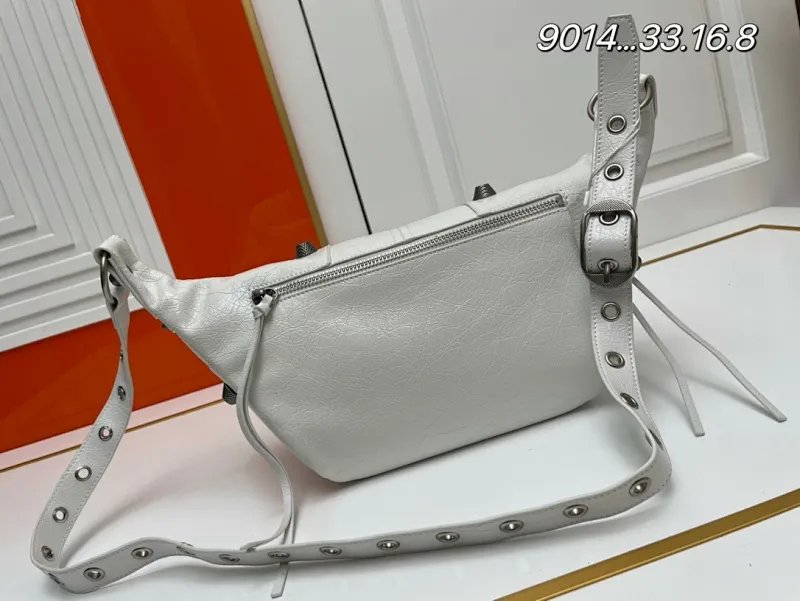 All categories Official website "Brand Women's Bags" Women's Bags 💙 BALENCIAGA 2023 latest Balenciaga crossbody bag