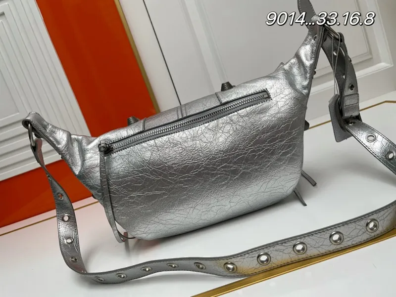 All categories Official website "Brand Women's Bags" Women's Bags 💙 BALENCIAGA 2023 latest Balenciaga crossbody bag