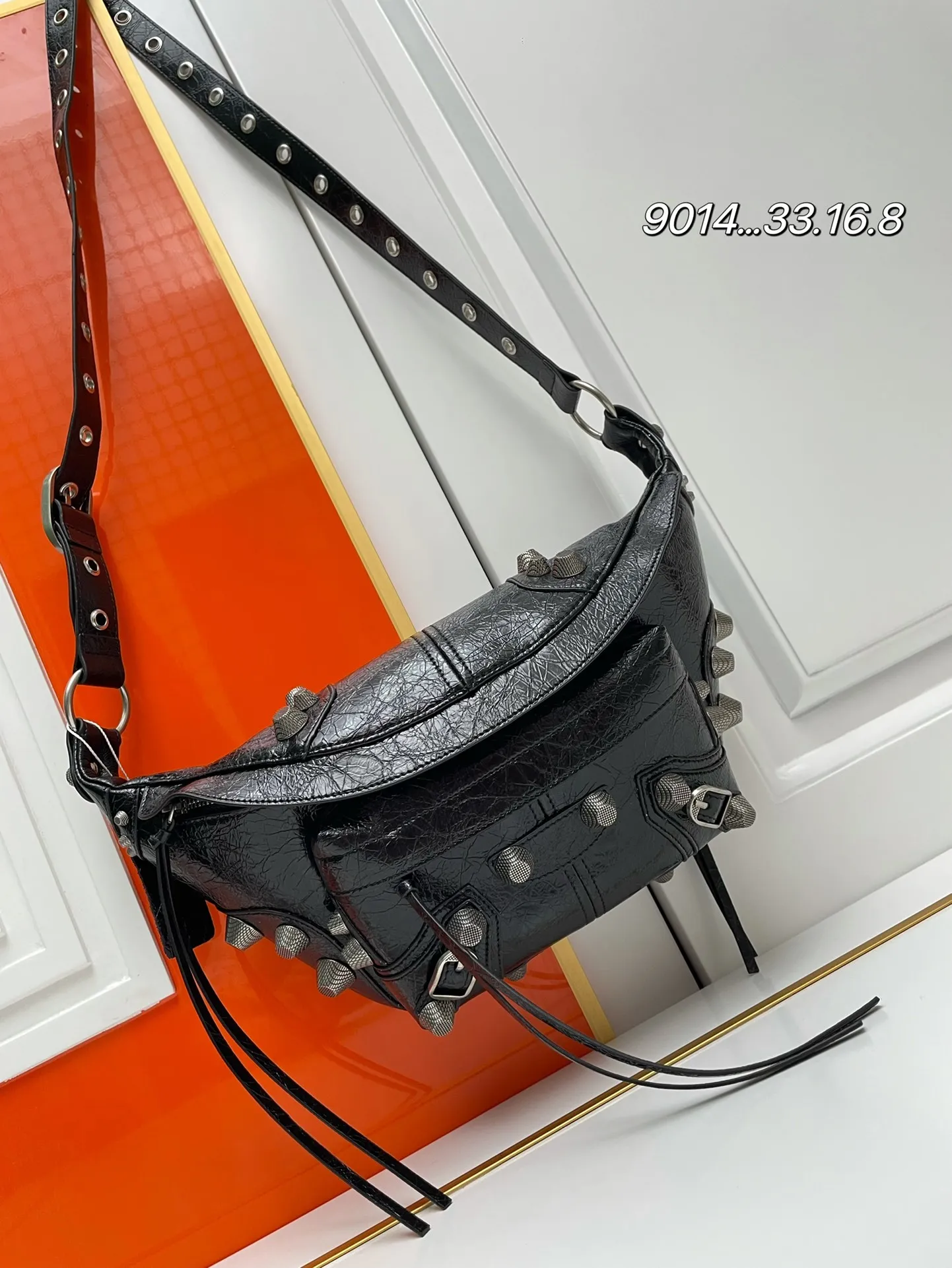 All categories Official website "Brand Women's Bags" Women's Bags 💙 BALENCIAGA 2023 latest Balenciaga crossbody bag