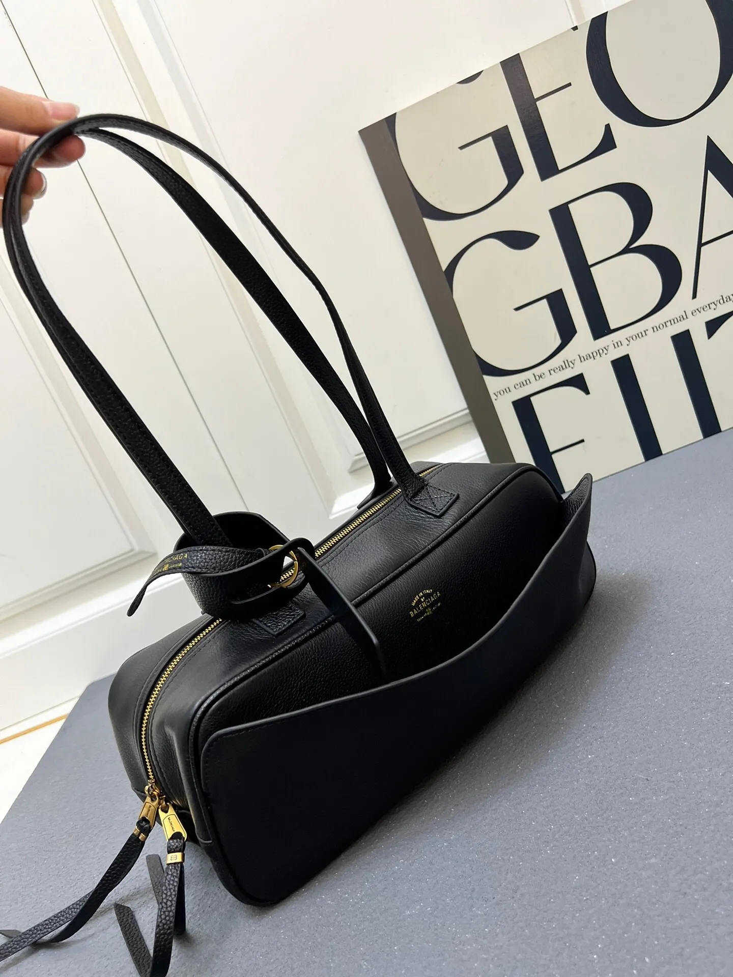 All Categories Official Website "Brand Women's Bags" Women's Bags 💙 BALENCIAGA 2025 New Balenciag Carrie Bowling Bag