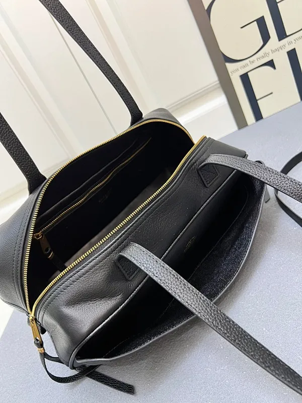 All Categories Official Website "Brand Women's Bags" Women's Bags 💙 BALENCIAGA 2025 New Balenciag Carrie Bowling Bag