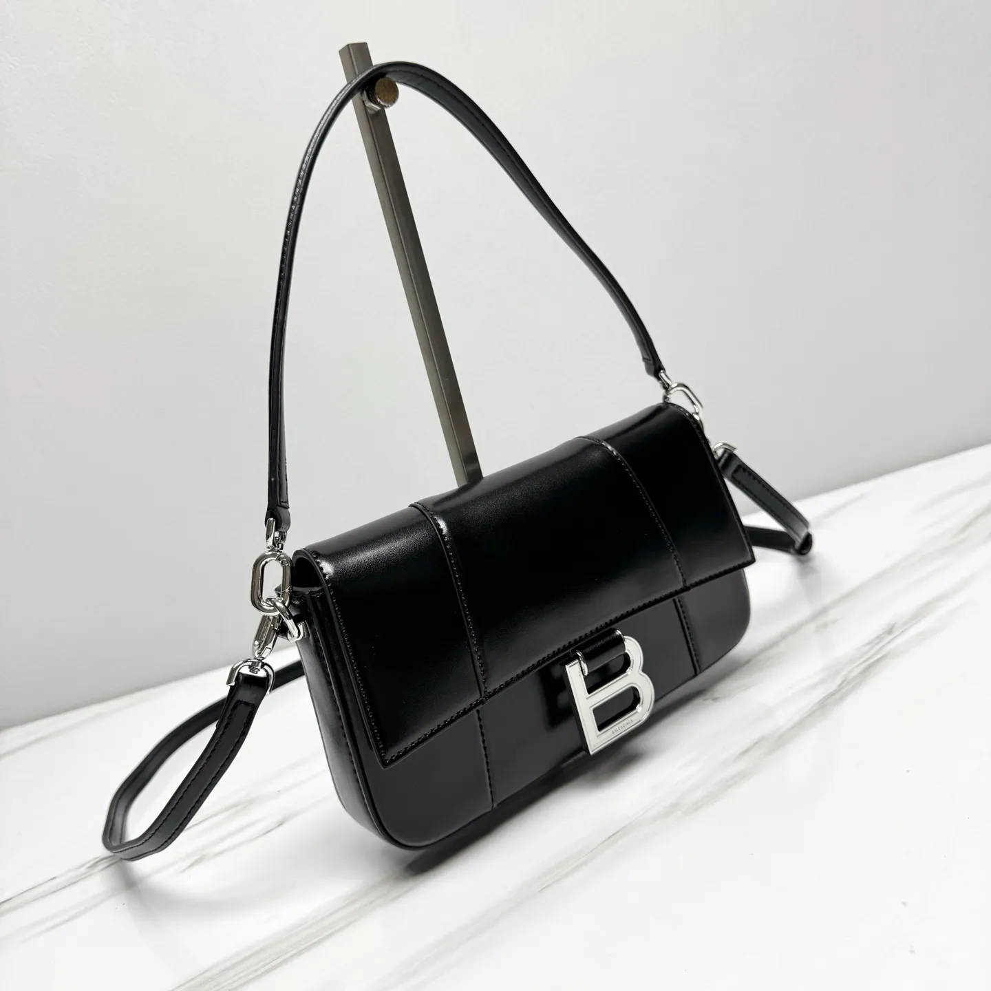 All Categories Balenciaga Women's Bags (Balenciaga) Balenciaga 557